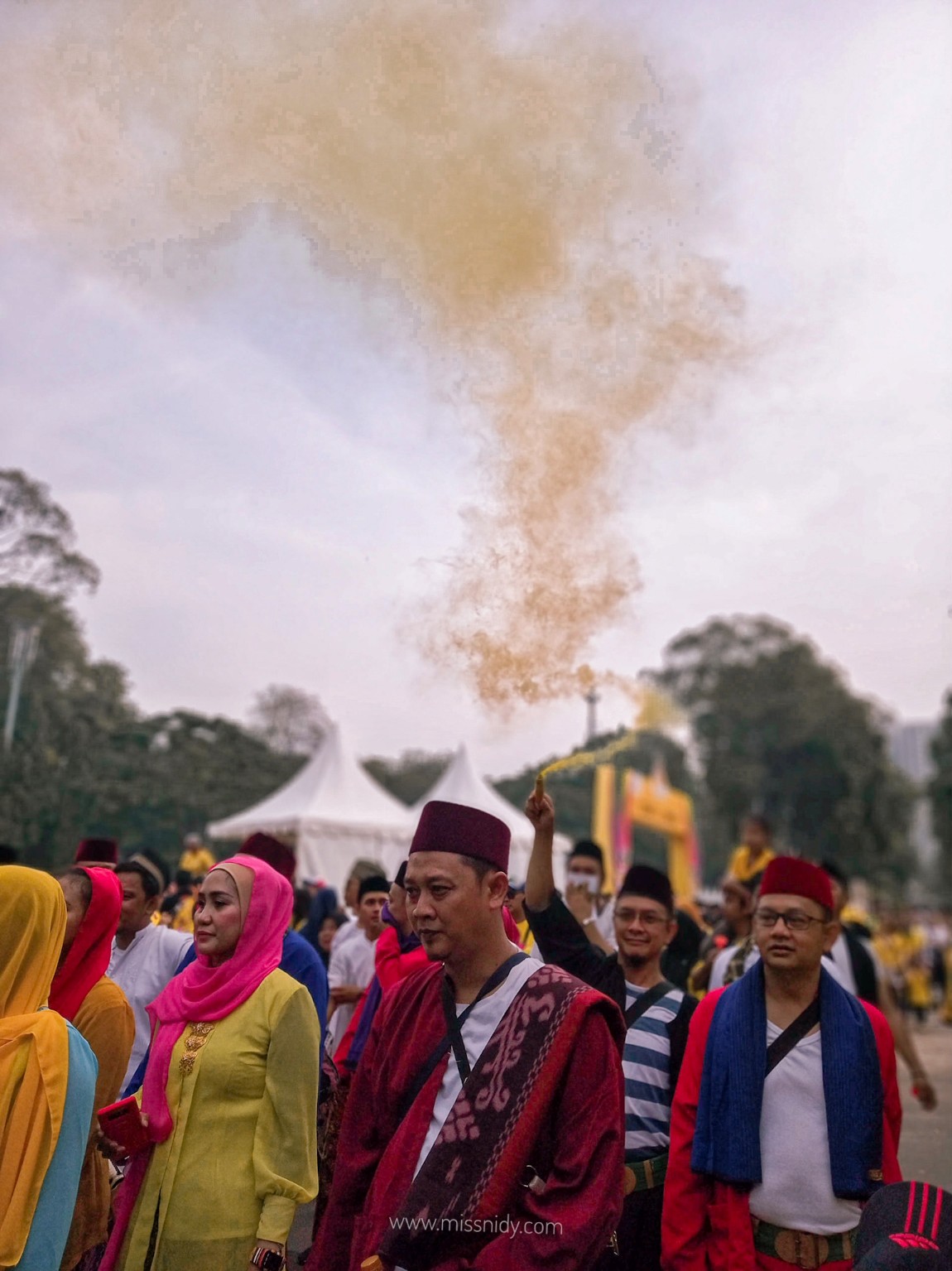 parade budaya lokal di festival pesona lokal jakarta 2018
