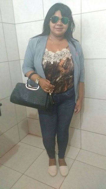 DAIANA EMPRÉSTIMOS – QUER DINHEIRO? É SÓ LIGAR