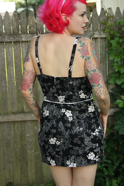 Gertie's New Blog for Better Sewing: 50s Swimwear-Inspired Linen Mini Dress