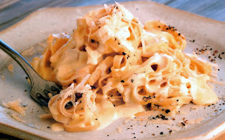 Fettucine All'Alfredo recipe, Fettucine in a cream and Parmesan cheese sauce.