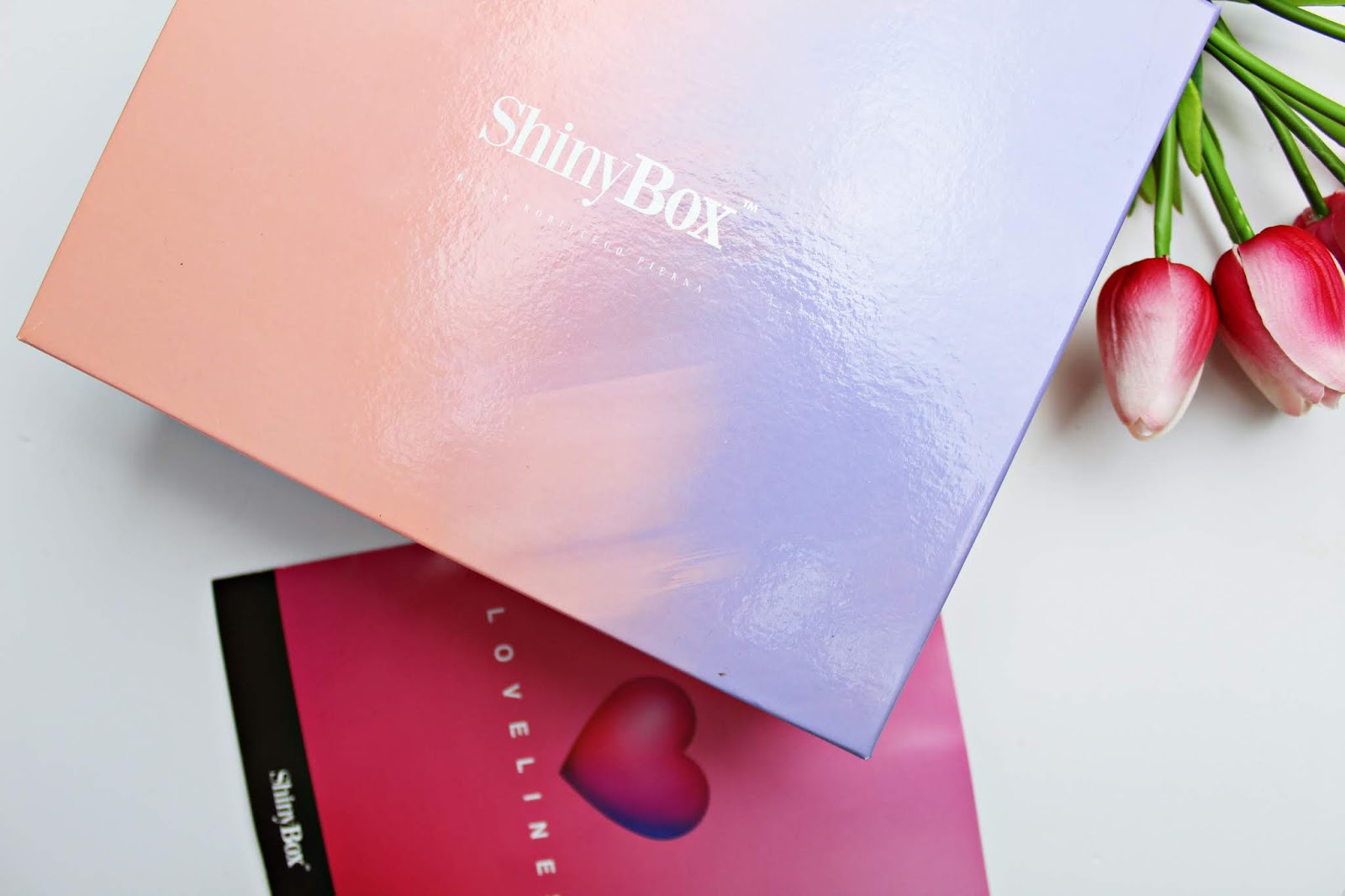 Shinybox Loveliness - luty 2019 - openbox