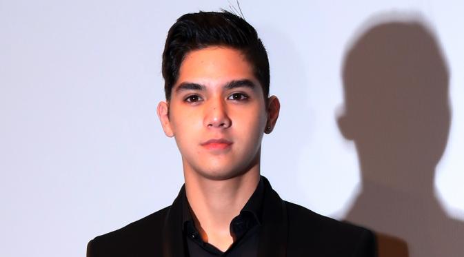 Al Ghazali Pilih Jadi DJ dan Bakal Stop Bernyanyi Solo Al Ghazali Pilih Jadi DJ dan Bakal Stop Bernyanyi Solo