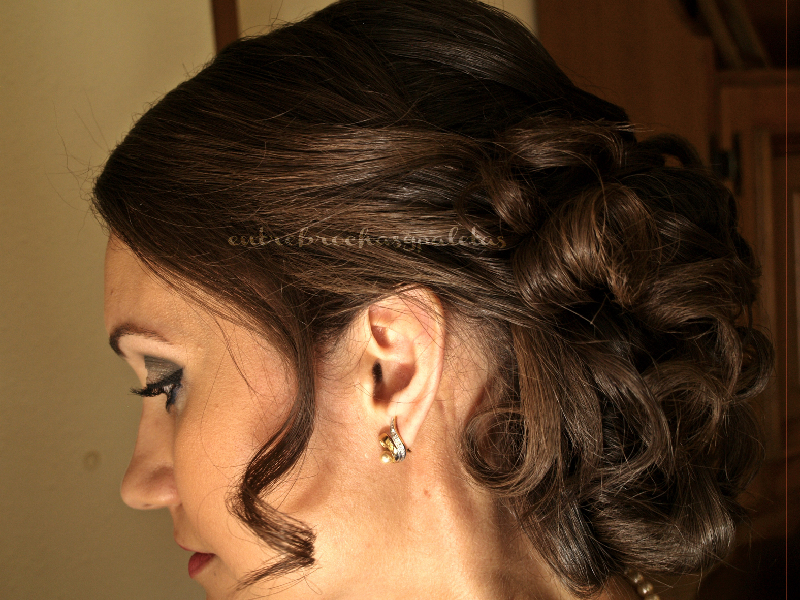  Pinterest niiaze   MAKEUP  Bridal hair and makeup Wedding  hairstyles for long hair Wedding hair inspiration