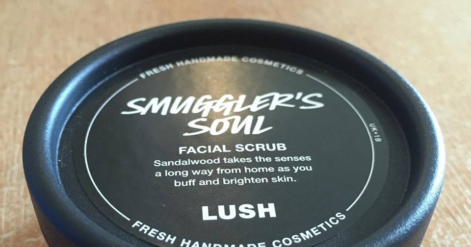 The Powderpuff Room Smuggler's Soul Facial Scrub Lush Review