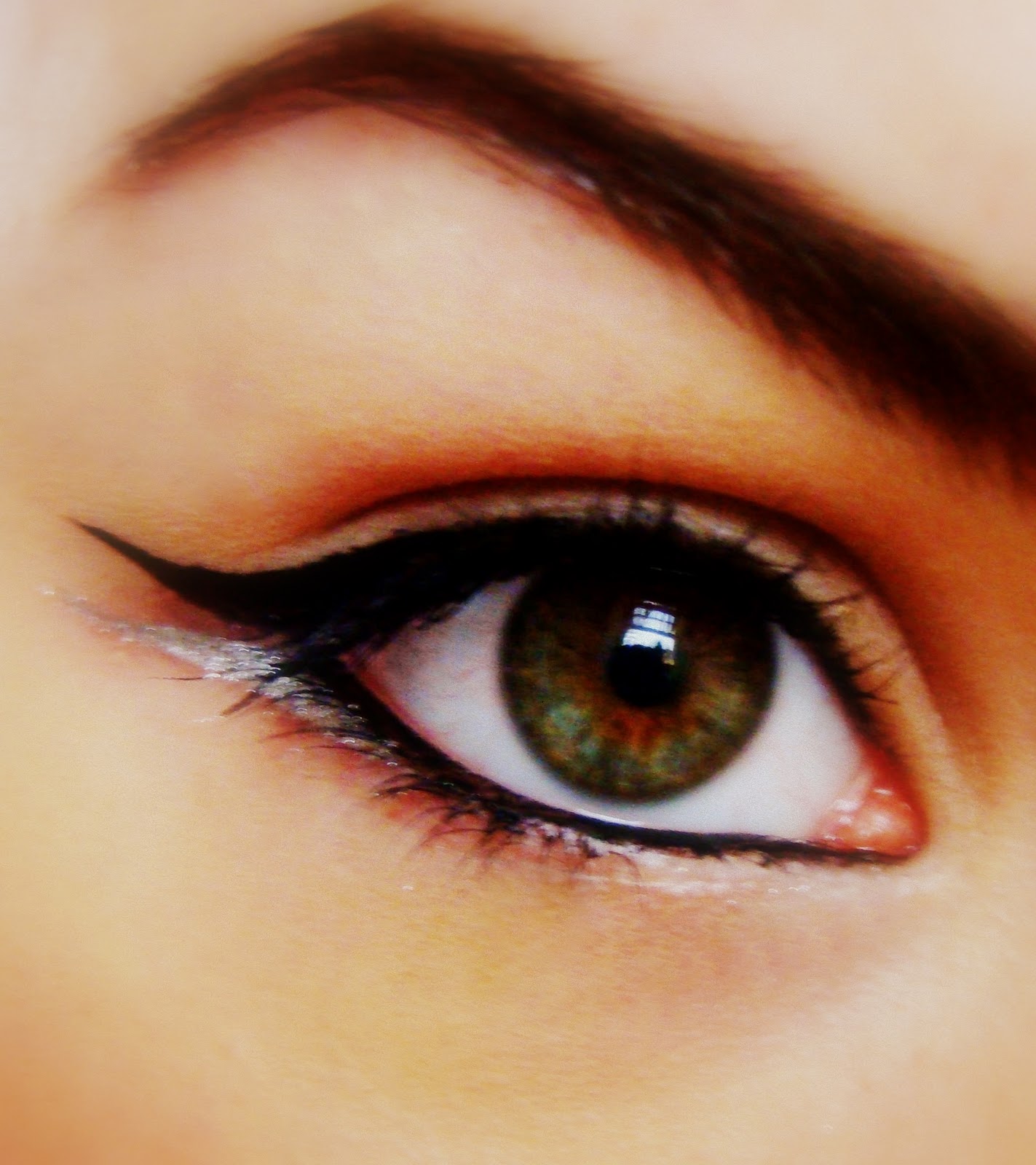 Musette Double winged eyeliner