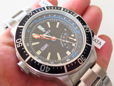 timex dive watch with depth gauge