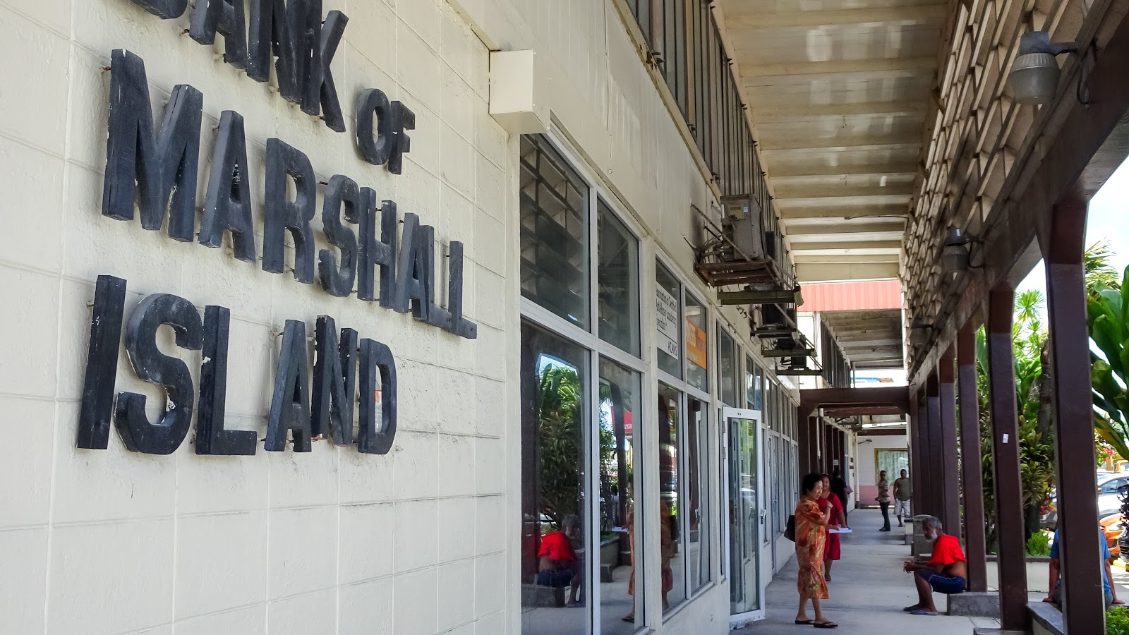 Marshall Islands The plane below Sven's Travel Venues