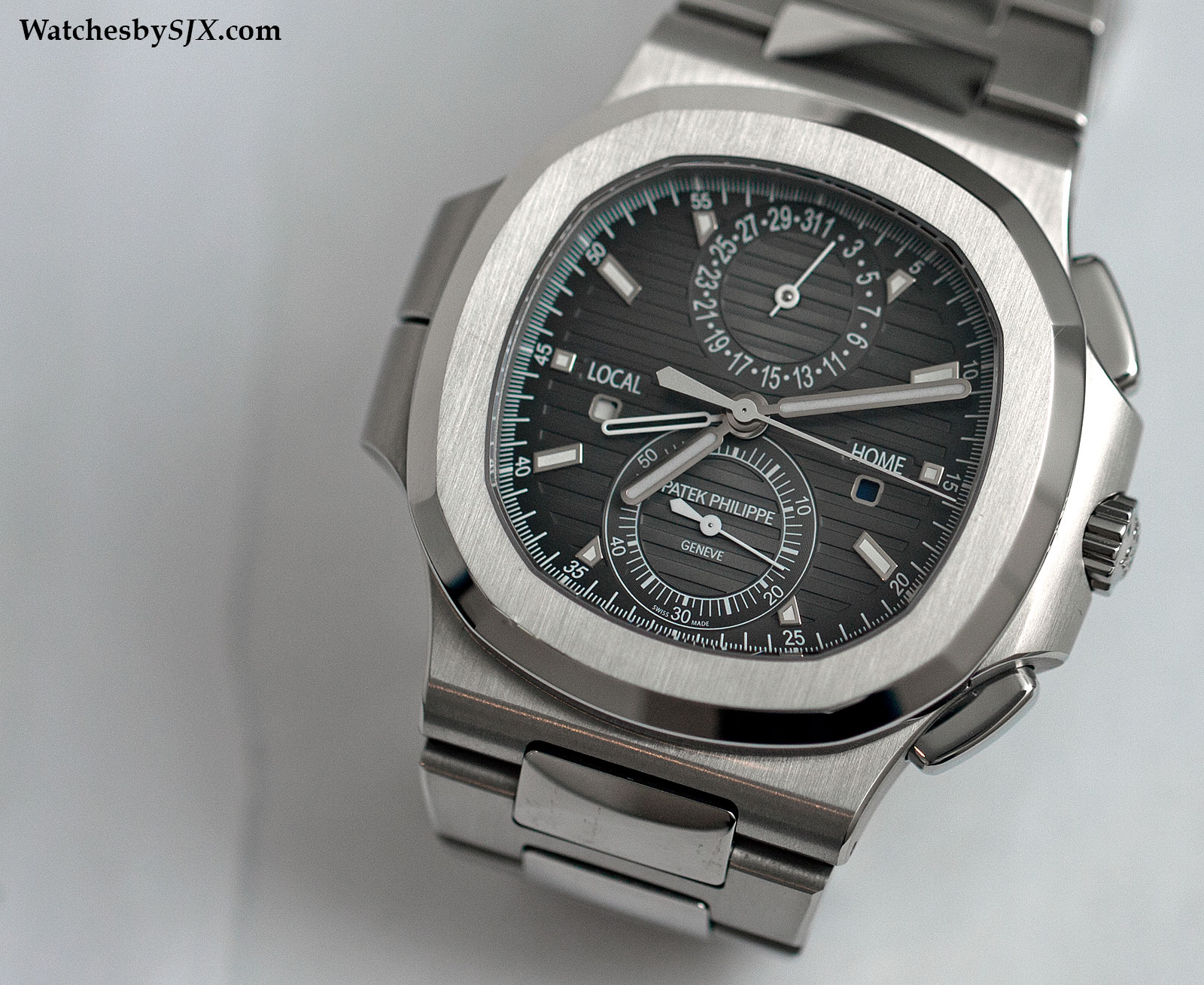 Hands-On With The Patek Philippe Nautilus Travel Time Ref. 5990/1A ...