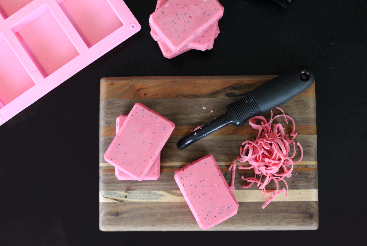 Watermelon Soap Recipe with Real Watermelon Fruit Everything Pretty