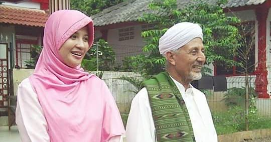 ASWAJA MUBA Istri Habib Saggaf bin Mahdi Saya Mimpi Bertemu Nabi