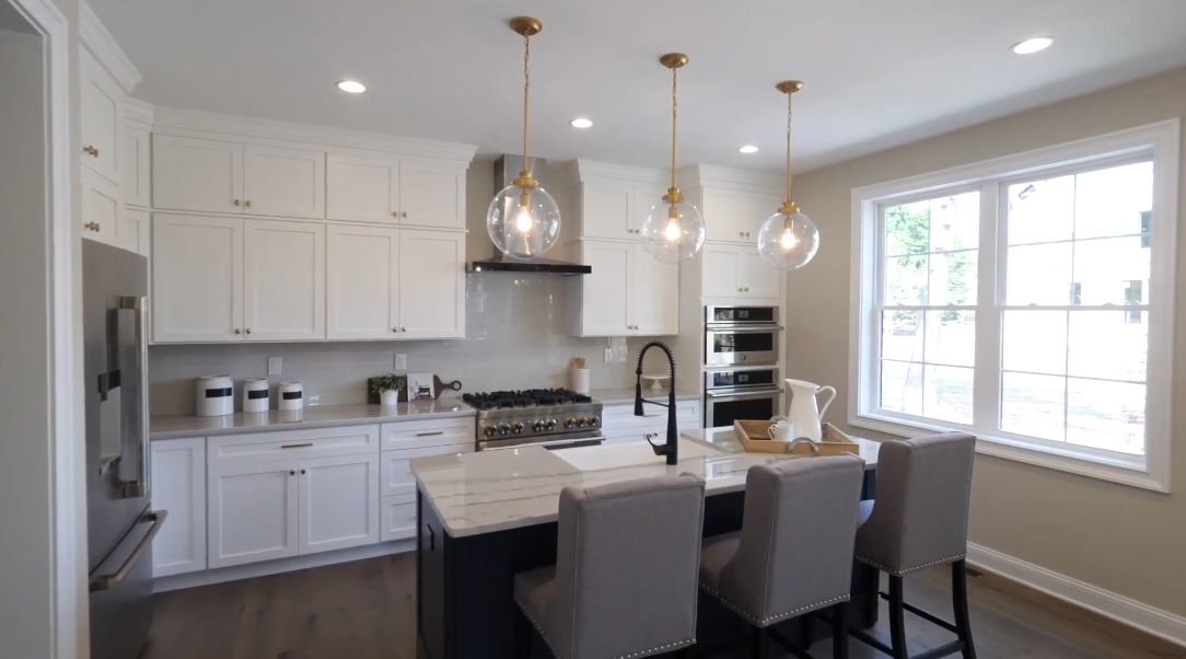 13 Photos vs. Ho-Ho-Kus, NJ Toll Brothers Ringwood Luxury Home Interior Design Tour