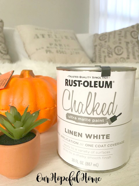Can of Rust-oleum Chalked Paint in Linen White