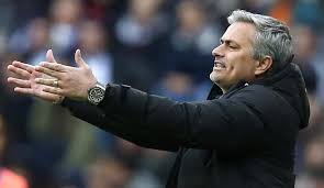 Mourinho: "Me alegra el éxito de Ranieri con el Leicester City"