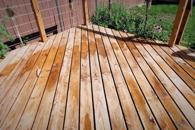 trying to keep deck wet with cleaner brightener