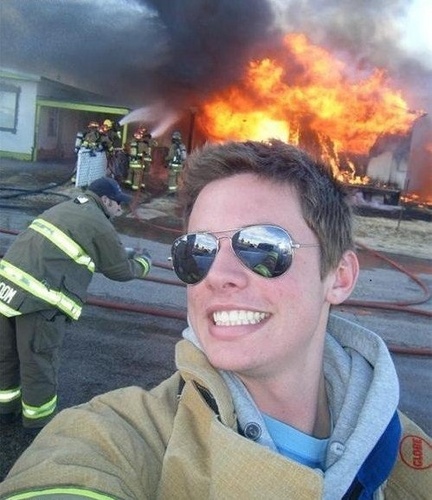 24 Selfies que no deberían existir ¡En qué pensaban estas personas! 30-selfies-que-jamas-debieron-existir-23