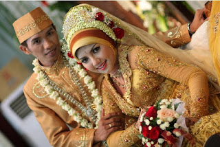 Model Baju Pengantin Muslim Adat Jawa Kuning Model Baju Pengantin Muslim Adat Jawa Kuning