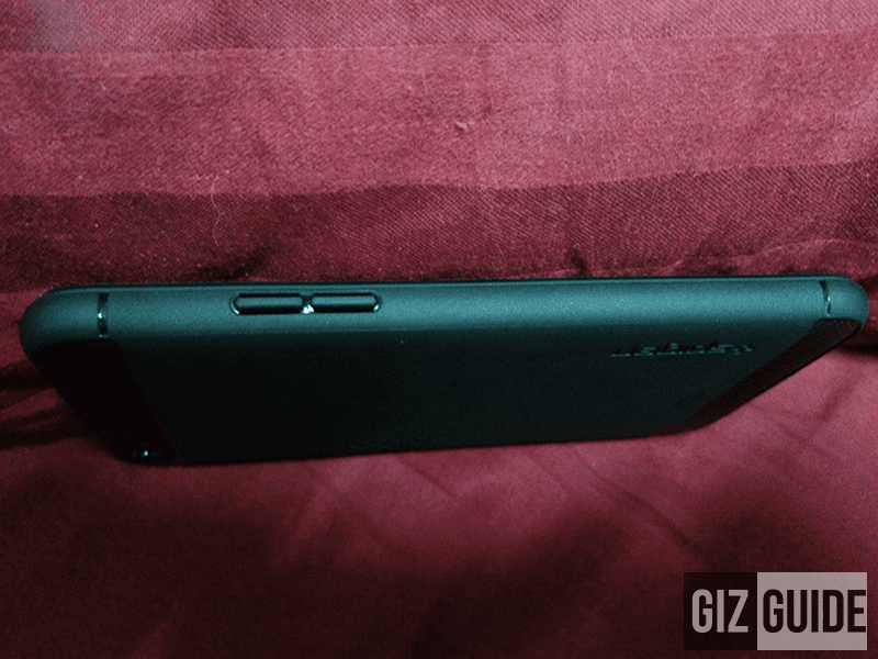 The tactile buttons are responsive and easy to use. The tactile buttons are responsive and easy to use.