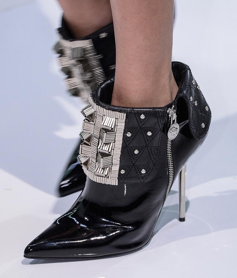 Fashion & Lifestyle: Versace Boots... Fall 2013 Womenswear