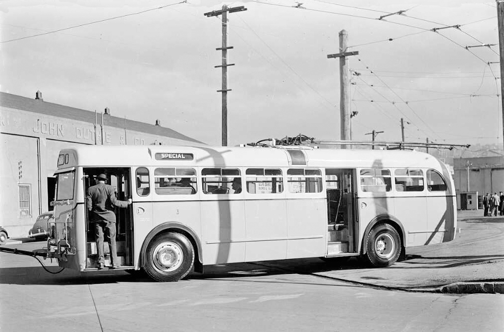 transpress nz newly arrived Dunedin trolley bus, 1950
