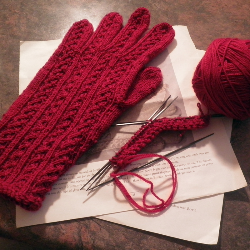 minding-my-own-stitches-year-of-projects-2-merike-s-gloves-04