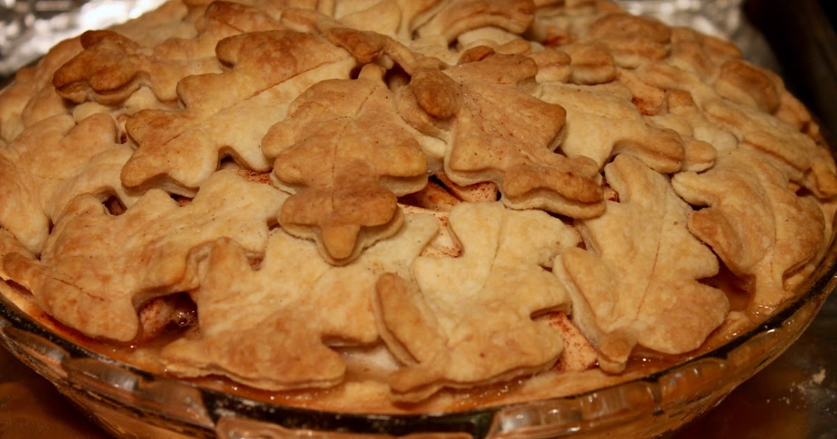Cook In / Dine Out: Fall-Leaf Apple Pie