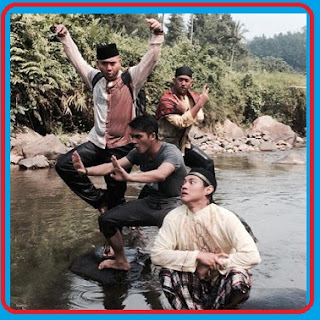 http://amula77.blogspot.com/search/label/Biodata%20Artis