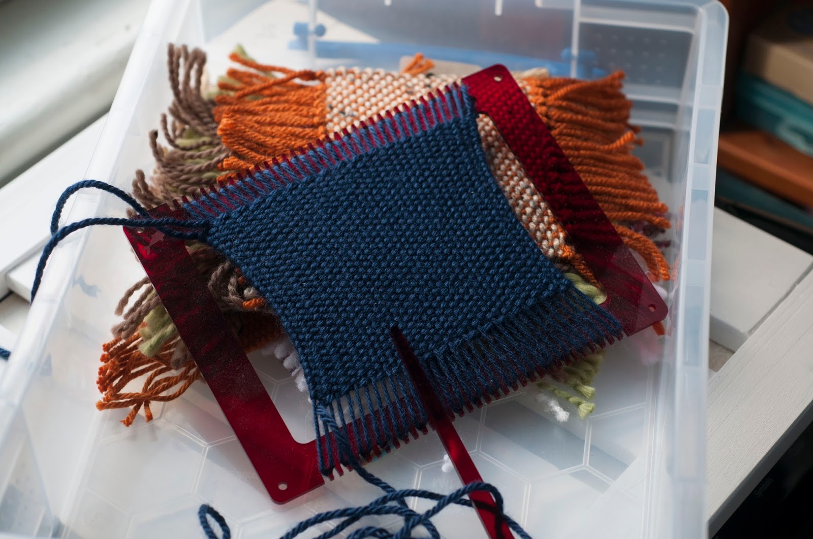 PikiThins The Mini Weaving Loom