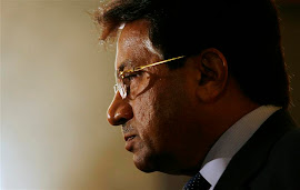Pakistan police arrest Musharraf into custody
