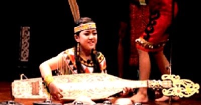 Ulasan Lengkap Musik Iringan Tari Tradisional Jenis Fungsi Dan Cara Membuatnya