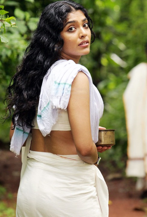 Malayalam Actress Hot Back Show Wallpapers Jollywollywood Movies Gossips Trends