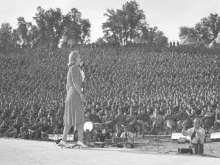 Carole Landis Singing For Soldiers