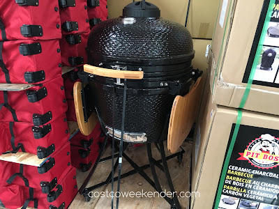 Barbecue in style with the Pit Boss Ceramic Charcoal Barbecue Grill (model 71240)