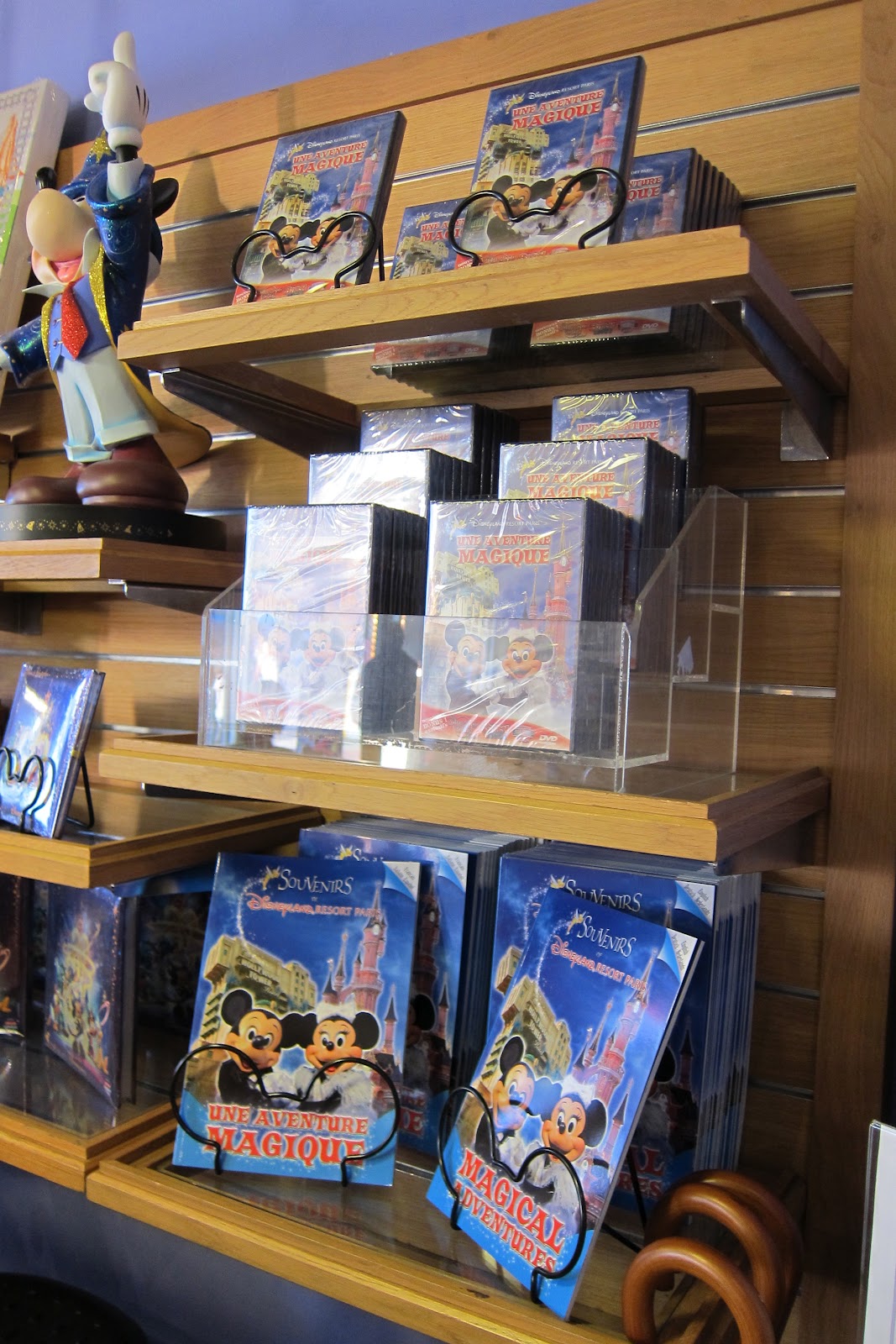 Disneyland Paris Cast Member Last Load Of 20th Anniversary Merchandise disneyland-paris-cast-member-last-load-of-20th-anniversary-merchandise