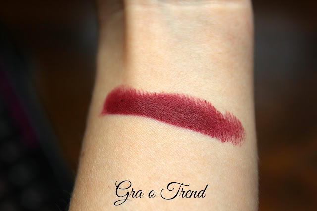 Velvet Matte Lipstick nr 23