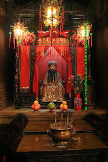 God of Wealth, Tin Hau Temple, Aberdeen, Hong Kong