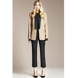 bayan giyim modelleri: Bayan takım elbise modelleri