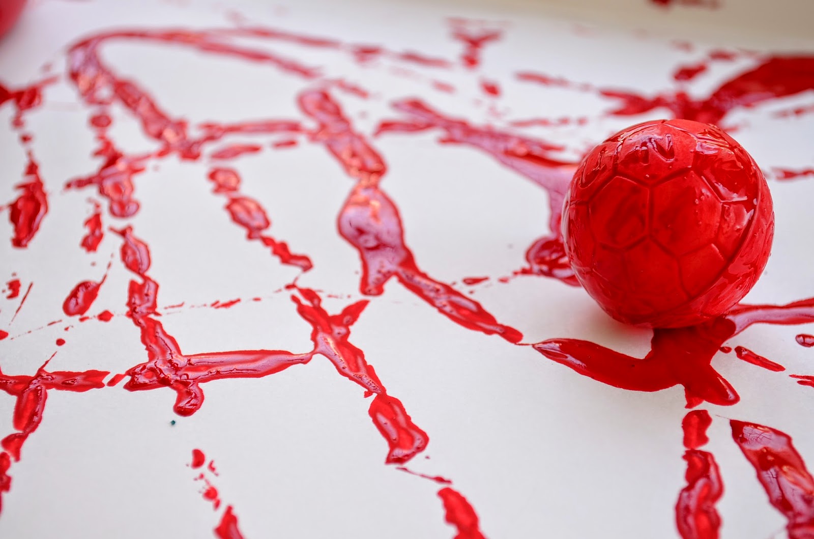 Kids Activity: Paint with Ping Pong Balls