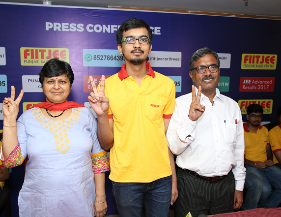 Students of FIITJEE Punjabi Bagh centre secured the Delhi State 2nd Topper title in JEE Advanced, 2017 Students of FIITJEE Punjabi Bagh centre secured the Delhi State 2nd Topper title in JEE Advanced, 2017