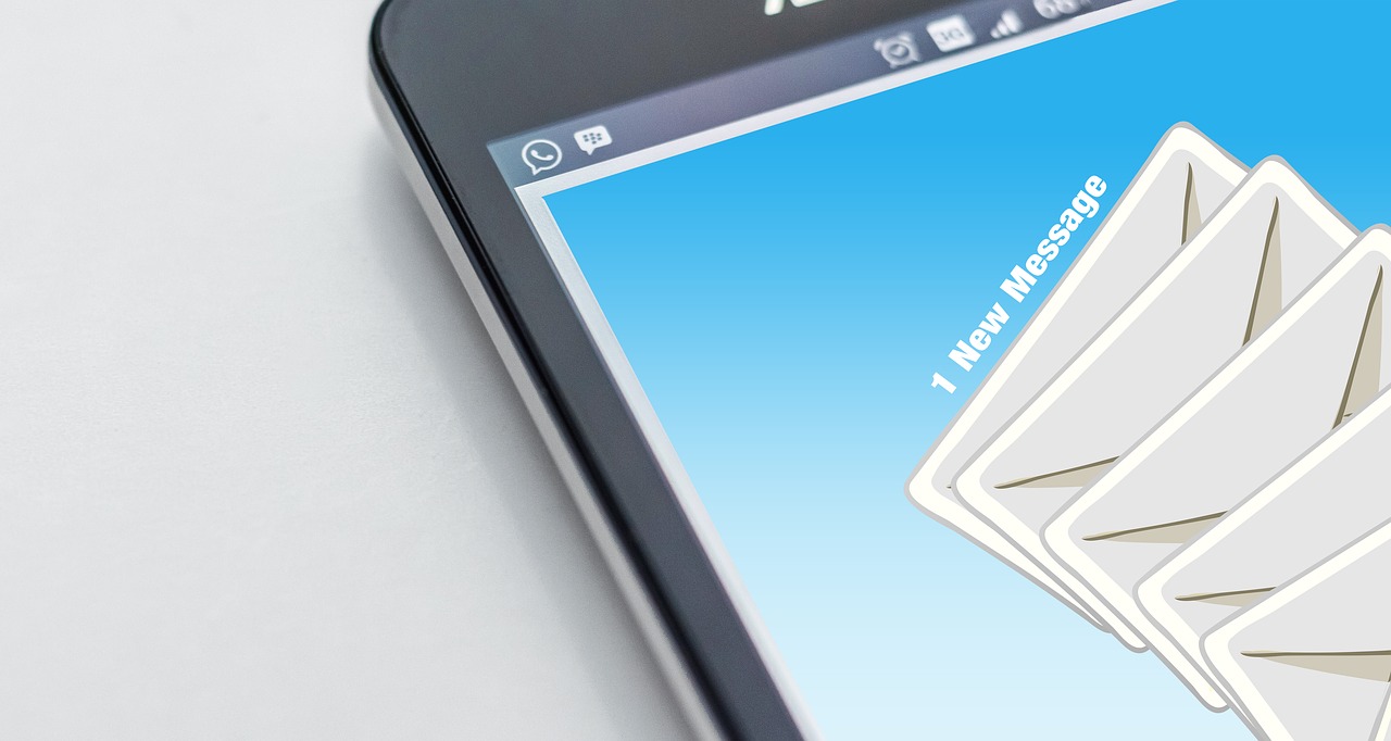 Cara Mudah Mengirim Foto Menggunakan Email Lewat Smartphone Cara Mudah Mengirim Foto Menggunakan Email Lewat Smartphone