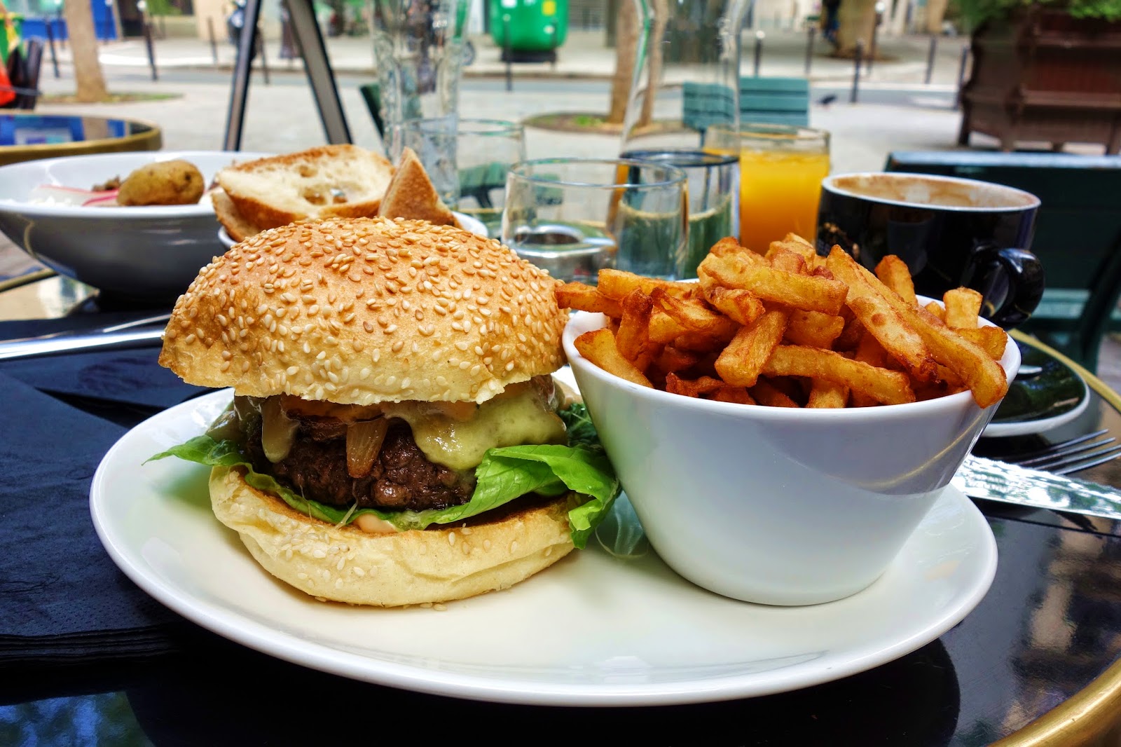 Nos Adresses Brunch au restaurant de l'hôtel Edgar, terrasse de