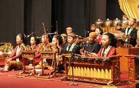 Seni Budaya Adiluhung : Pengertian Tentang Gamelan