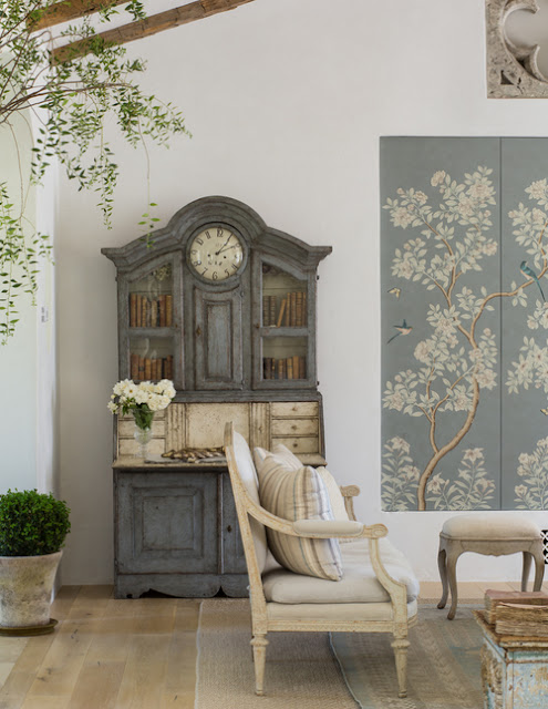 Patina Farm elegant yet rustic interior design in modern farmhouse - found on Hello Lovely Studio