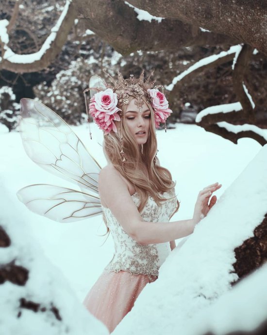 As belas modelos como fadas, sereias e seres fantásticos nas fotografias de Merle Harms Merle Harms kristalkind instagram arte fotografia mulheres modelos fashion fantasia magia sereias fadas