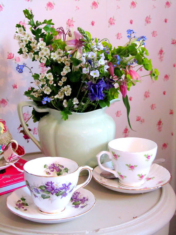 Madelief The Vintage Teacup club