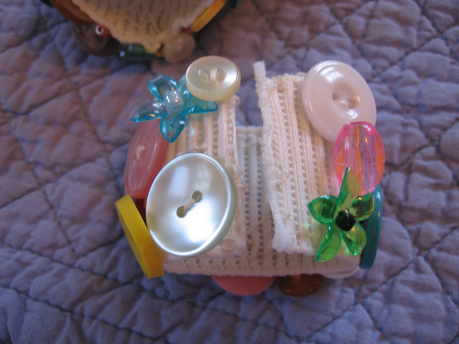 The Stuff Closet: Making Button Napkin Rings
