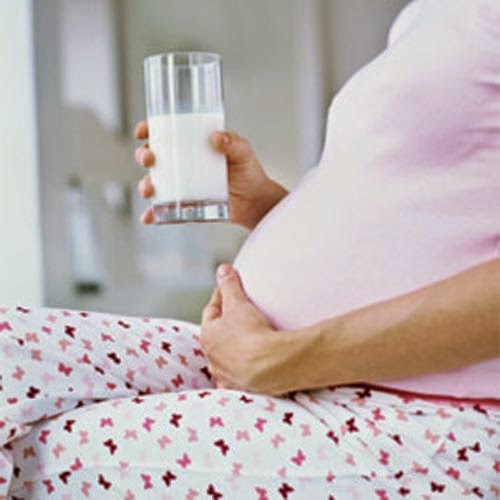 Manfaat susu untuk ibu hamil dan janin