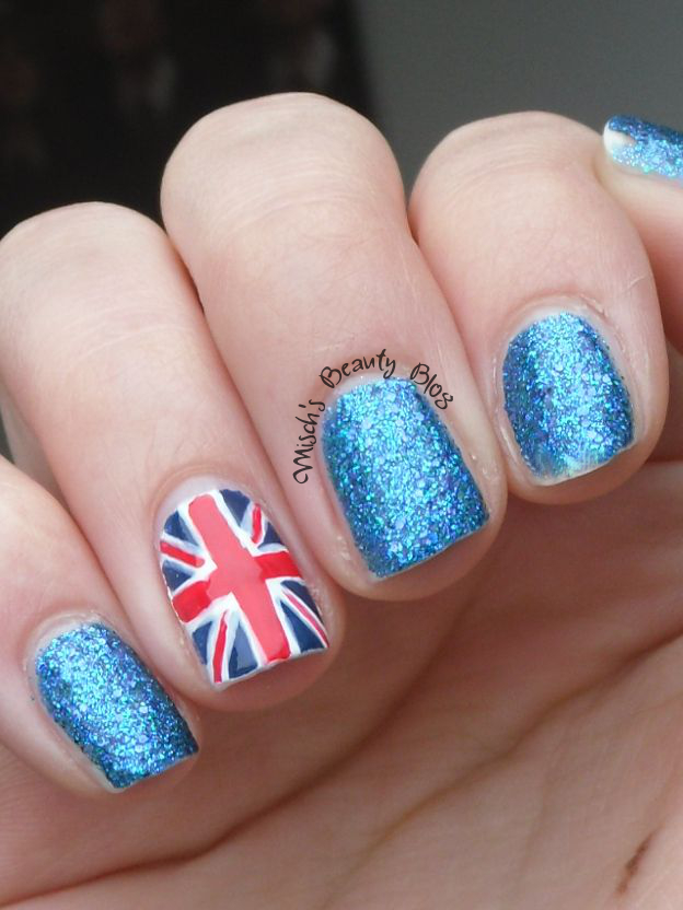 Misch's Beauty Blog NOTD June 26th Union Jack Nail Art