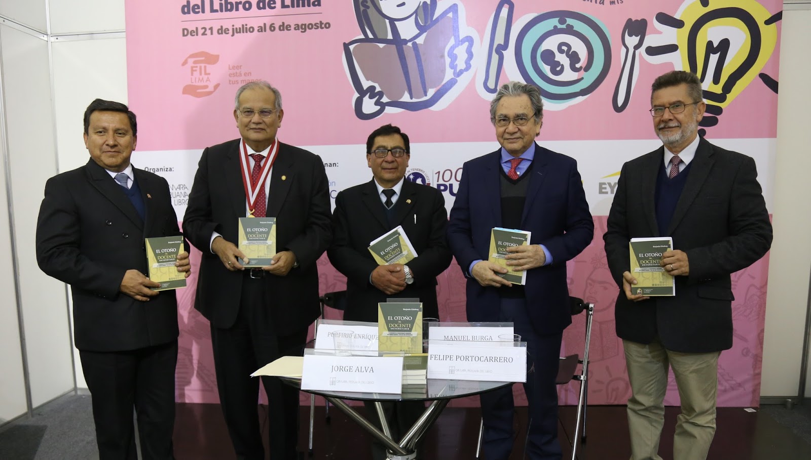 Rector de la UNI estuvo presente en la Feria Internacional del Libro de Lima