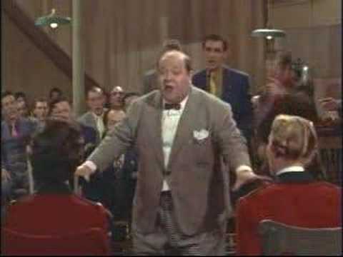 Stubby Kaye singing in Guys and Dolls 1955 movieloversreviews.filminspector.com