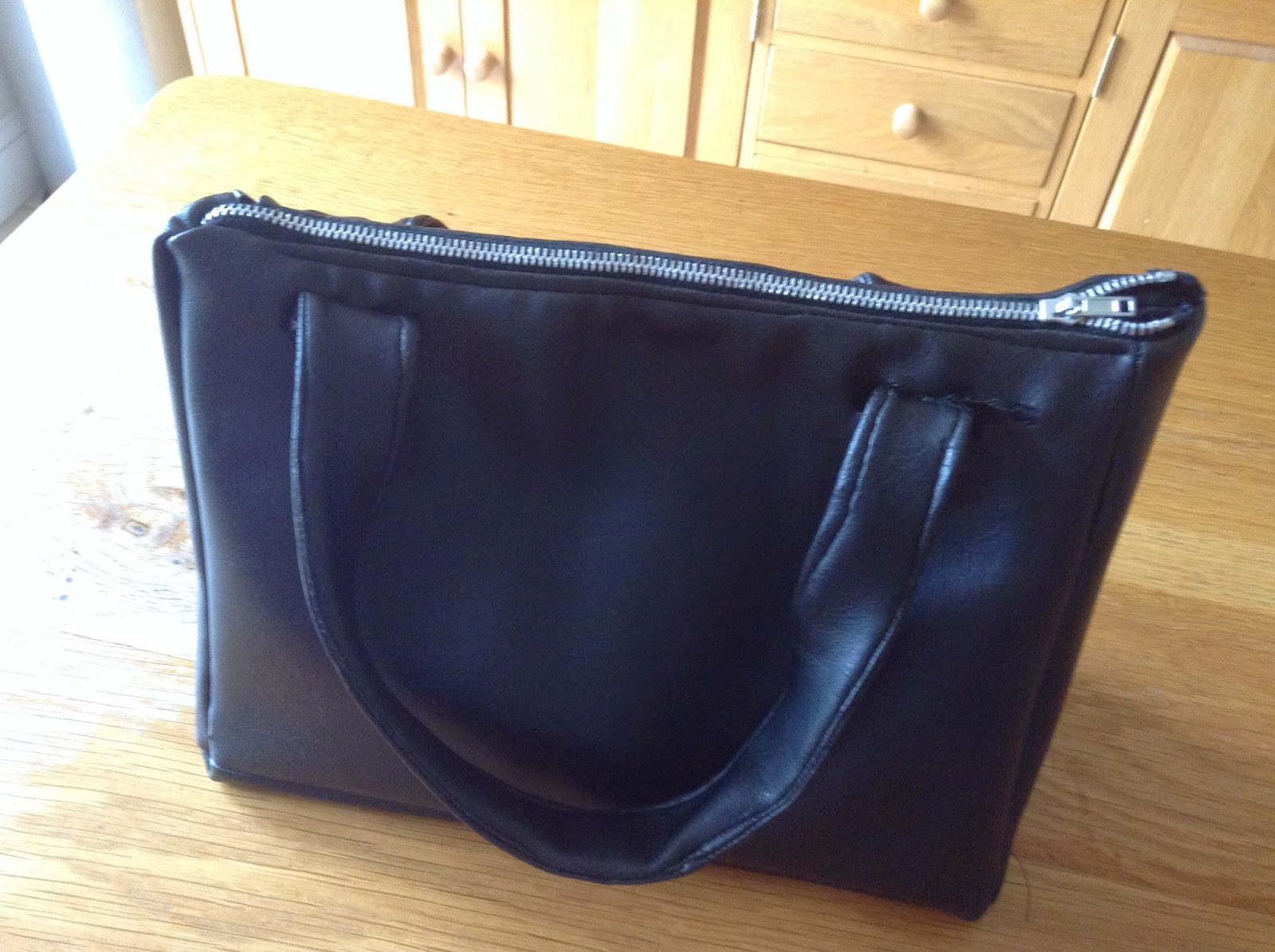 Cotton and Cushions Really Cute Black Handbag